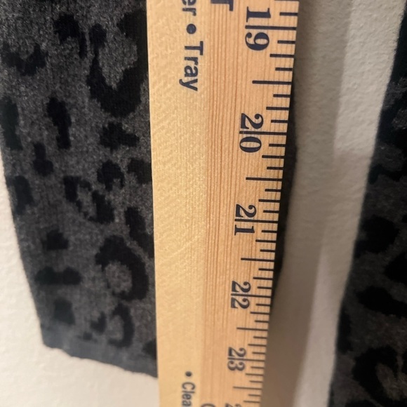 JM Collection Lace Open-Front long Cardigan in Gray and Black animal print 310 - Picture 8 of 9